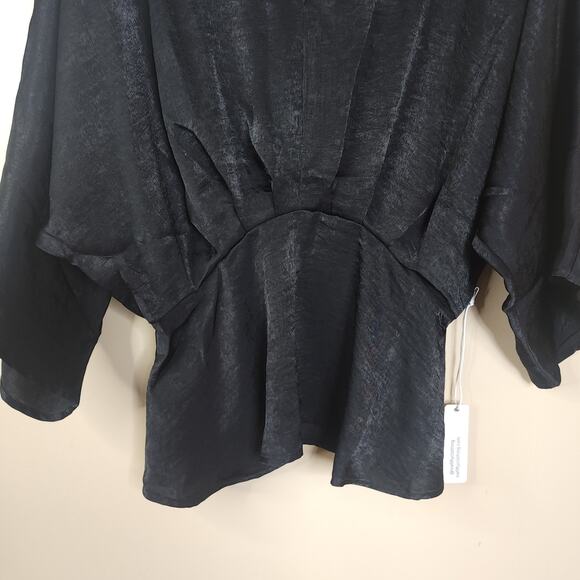 Six/Fifty Batwing Sleeve Empire Waist V-neck Blouse in Black Size S - Picture 2 of 8